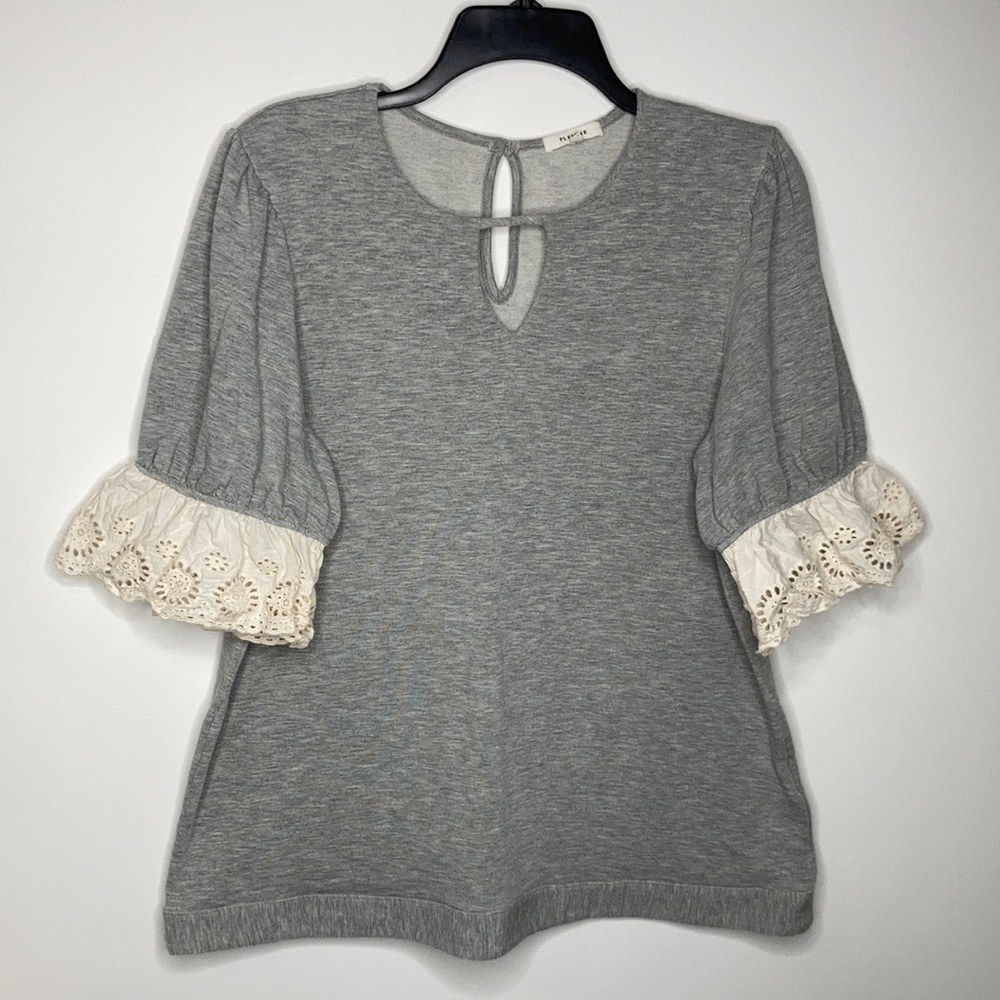 Anthropologie Brand‎ Pleione v notch top size large